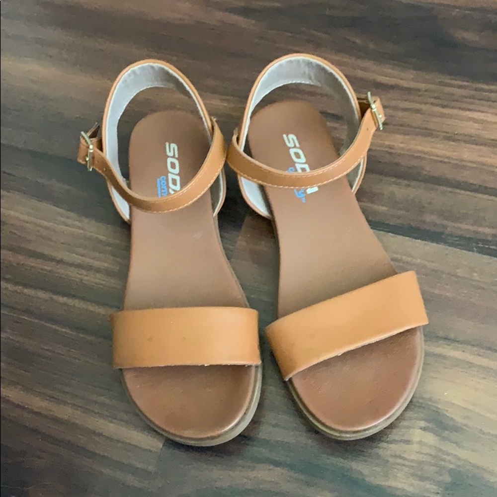 brown strap sandle